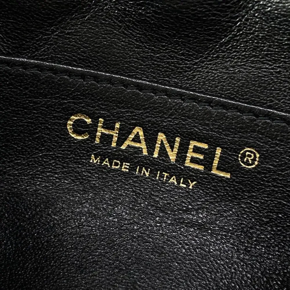 Chanel Matelasse / 2.55 Shoulder Bag A91768